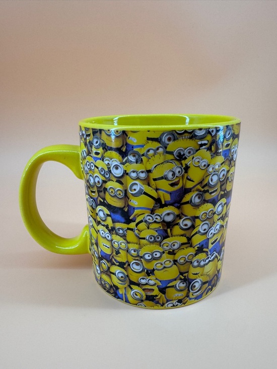 Universal Studio Other - Despicable Me Minions Universal Studios Coffee Cup Mug 20oz